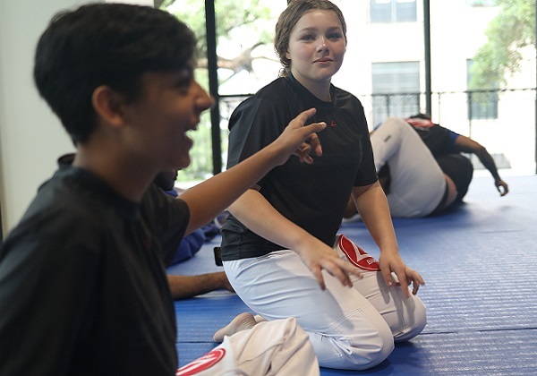 Overcoming obstacles: encouraging women to step onto the tatami!