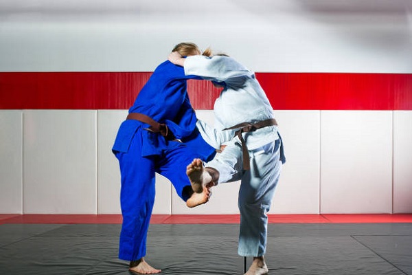 Creating an unforgettable first impression: captivating kids' jiu-jitsu classes