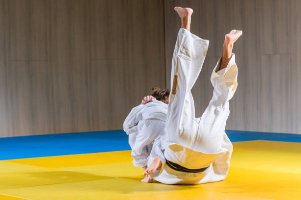 Inspiring the shy: jiu-jitsu as a facilitator of children's personal growth