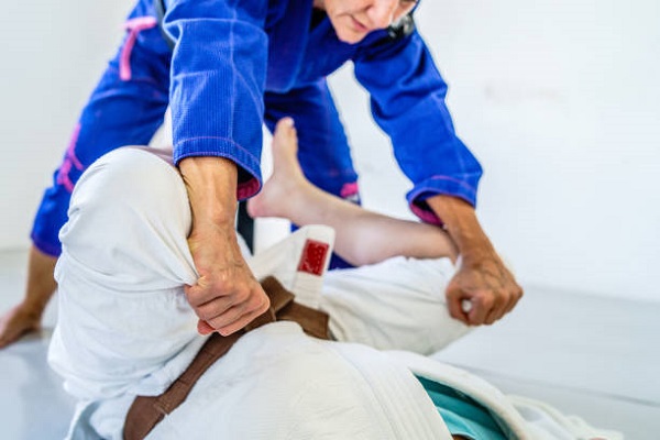 Women's jiu-jitsu: how brotherhood on the mat transforms trajectories