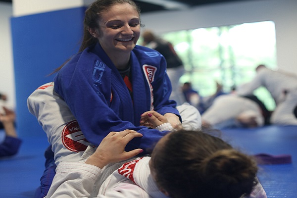 Women in jiu-jitsu: the balance between strength and strategy