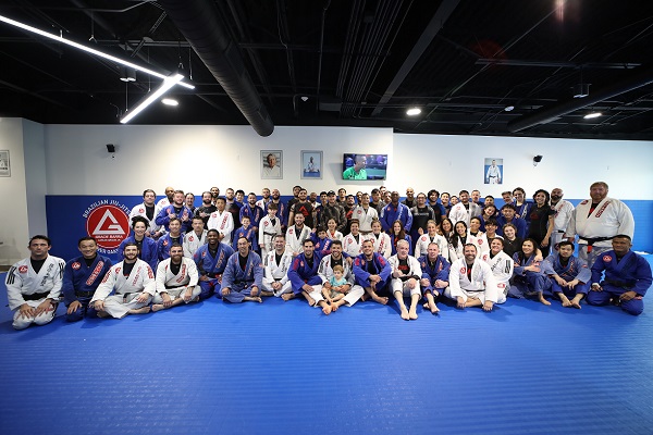 Gracie Barra Brazilian jiu jitsu near me River Oaks Houston Texas EUA