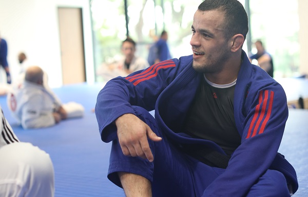 Beginner jiu jitsu for adults near me River Oaks Houston Texas EUA