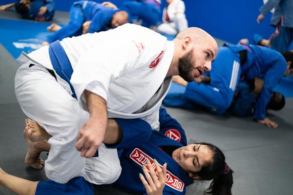 BJJ for women's self defense River Oaks Houston Texas EUA
