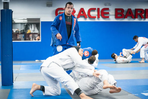 Jiu jitsu classes near me for adults River Oaks Houston Texas EUA