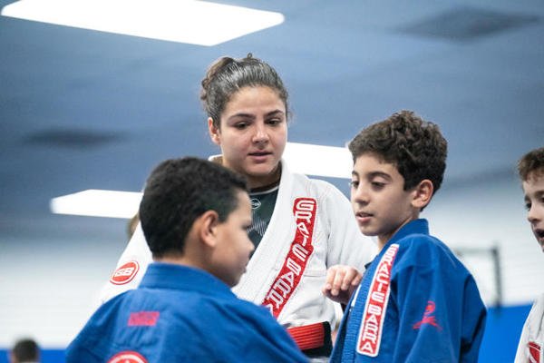 Gracie Barra River Oaks: How to combat bullying and train self-confidence in the Gallery area Gracie Barra River Oaks: How to combat bullying and train self-confidence in the Gallery area