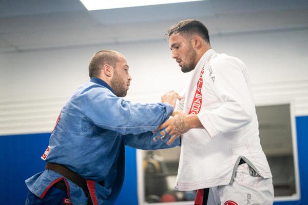Gracie Barra River Oaks: Which one of our self-defense skills is best for life