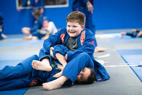 Gracie Barra River Oaks: Who offers specialized anti-bullying programs for teenagers Gracie Barra River Oaks: Who offers specialized anti-bullying programs for teenagers